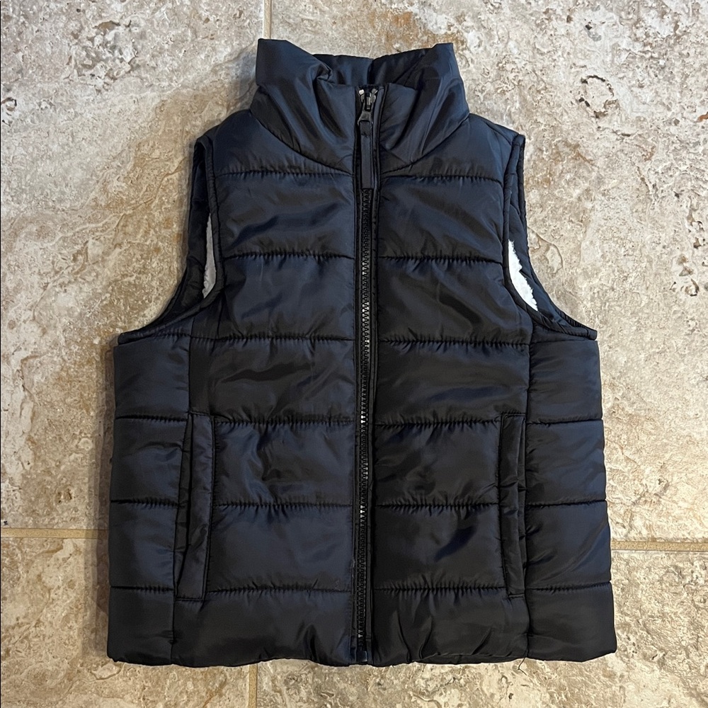 Birch & Stone Boys (5) Zip up Black Vest